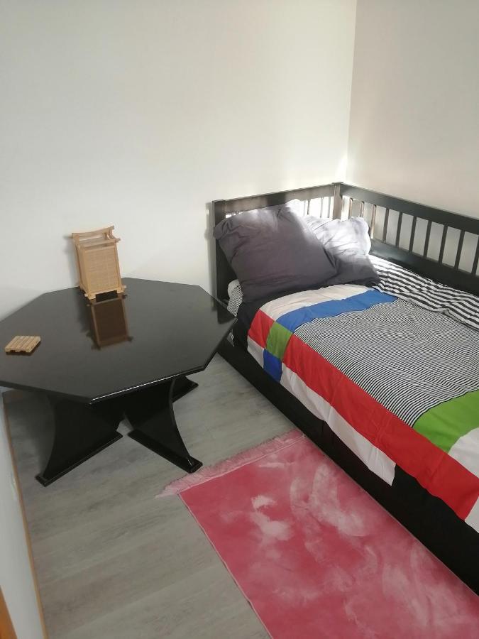 דירות ארג'נטויל Petit Cocon Pour 1 Personne מראה חיצוני תמונה